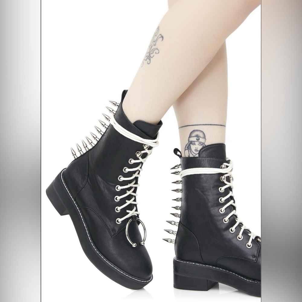 Current Mood Dollskill Spike Punk body piercing goth boots sz 10 vegan leather - Picture 3 of 7